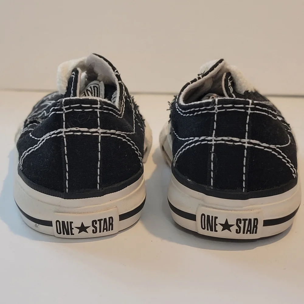 RARE Converse One Star Vintage canvas Black 90's  Size 5 kids youth baby toddler